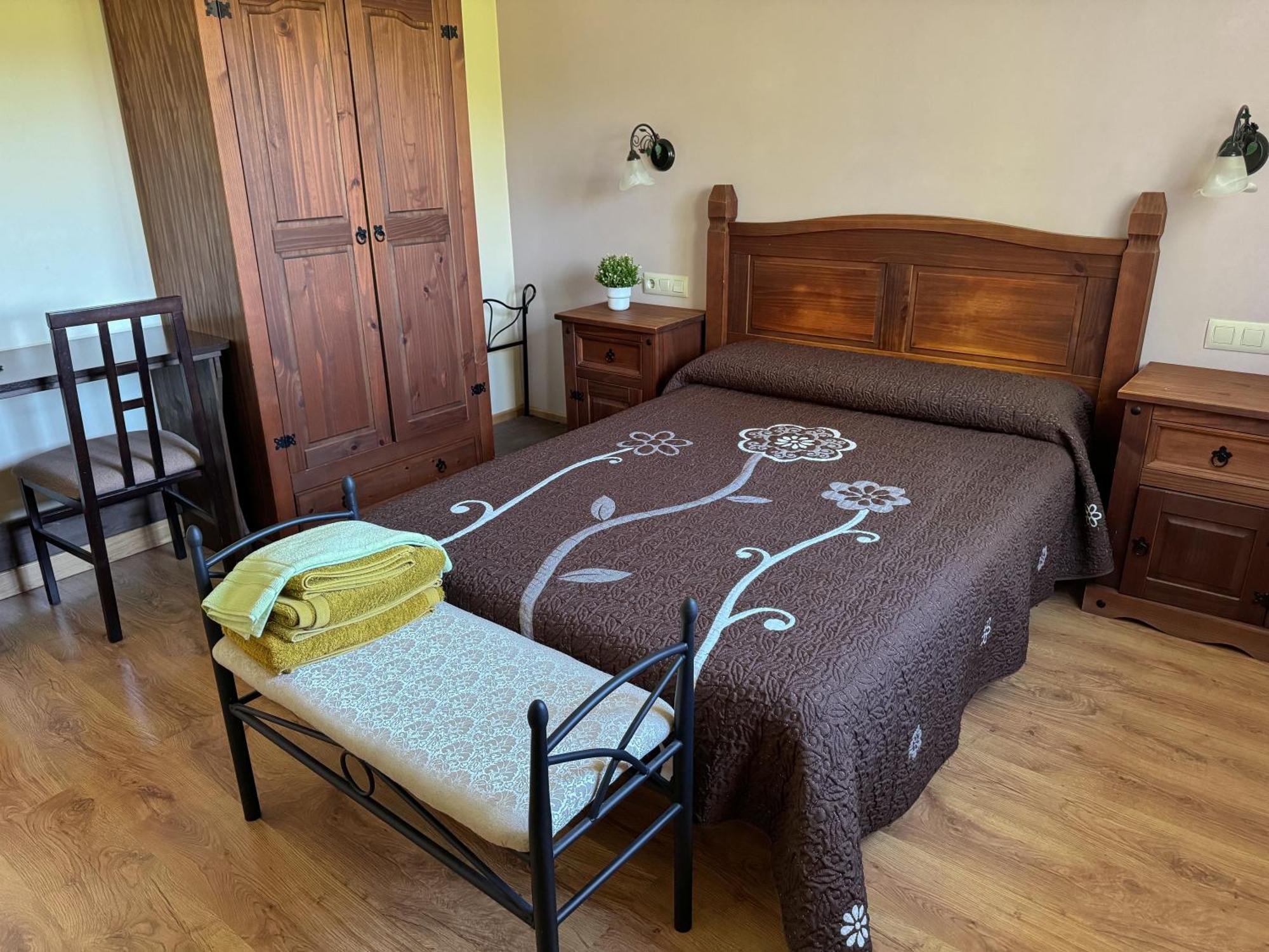 Apartamentos Sanabria Galende Buitenkant foto