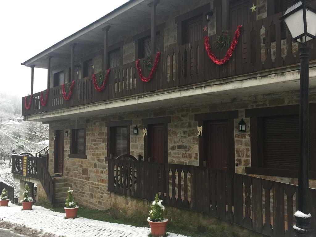 Apartamentos Sanabria Galende Buitenkant foto
