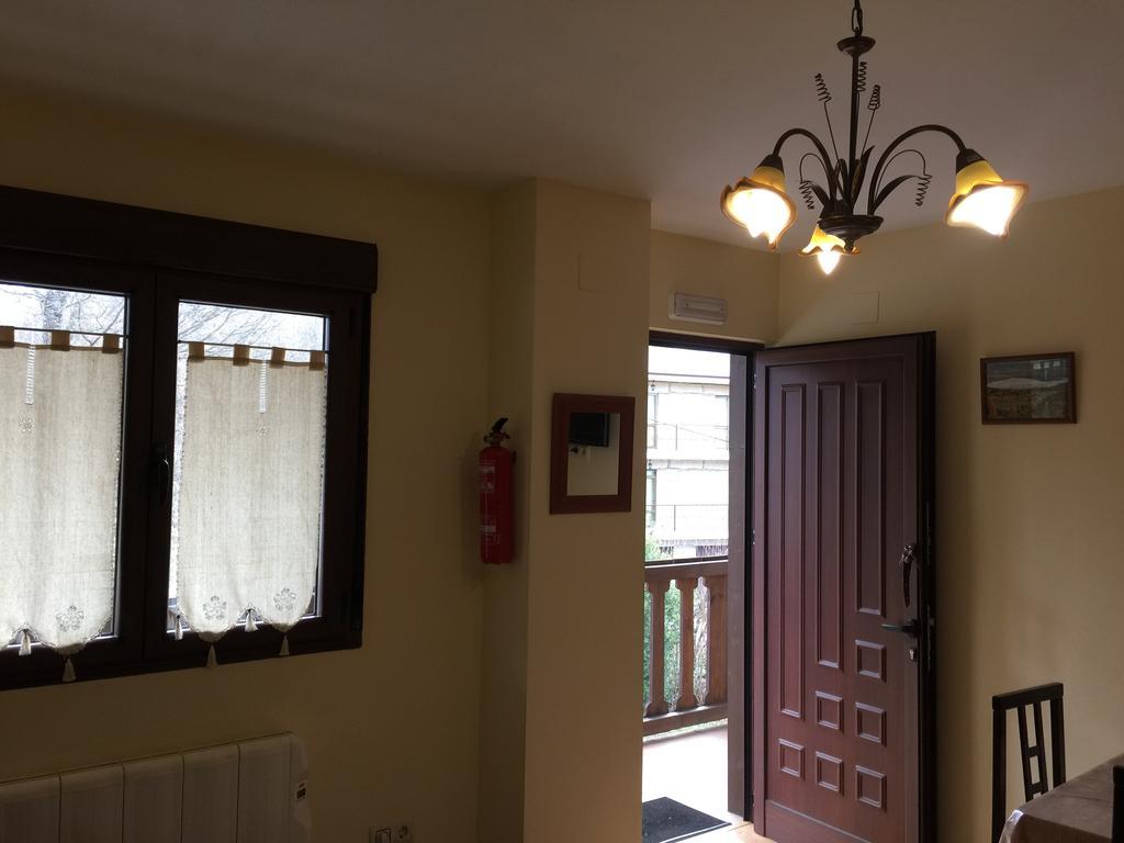 Apartamentos Sanabria Galende Buitenkant foto